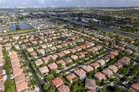 20507 NW 9th Avenue Miami Gardens FL 33169