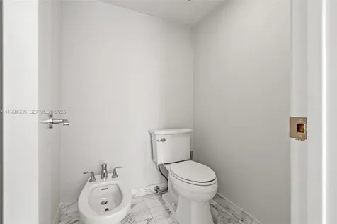 5845 Collins Avenue Miami Beach FL 33140