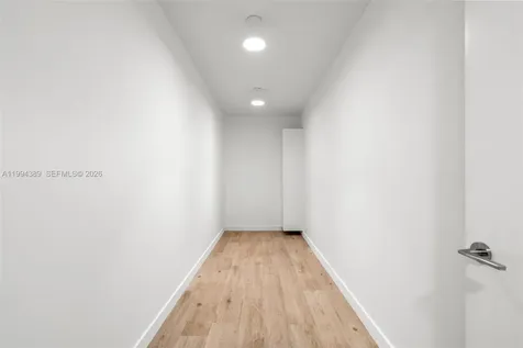 5845 Collins Avenue Miami Beach FL 33140