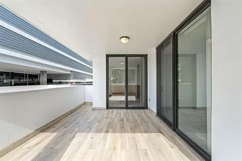5845 Collins Avenue Miami Beach FL 33140