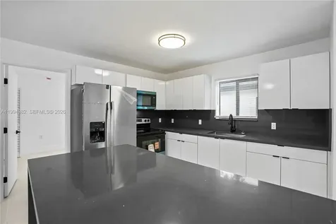 5823 NW 30th Avenue Miami FL 33142