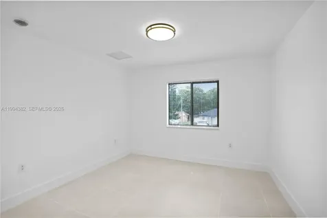 5823 NW 30th Avenue Miami FL 33142