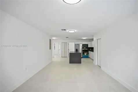 5823 NW 30th Avenue Miami FL 33142