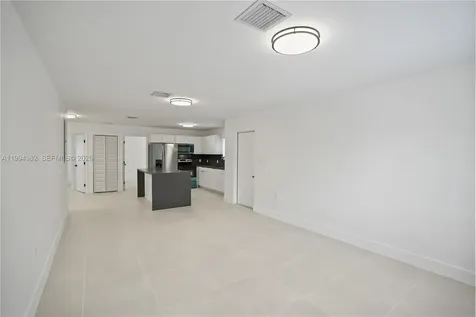 5823 NW 30th Avenue Miami FL 33142