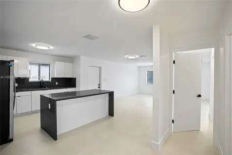 5823 NW 30th Avenue Miami FL 33142