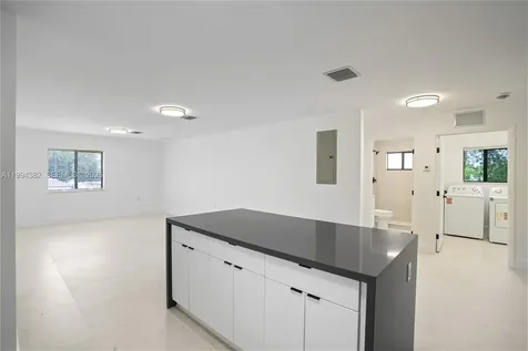 5823 NW 30th Avenue Miami FL 33142