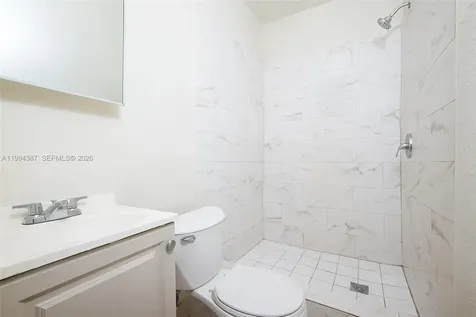 5632 SW 19th Street West Park FL 33023