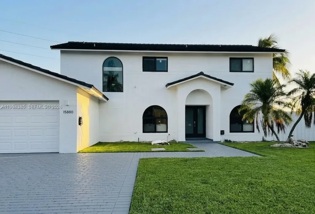 15880 SW 141st Court Miami FL 33177