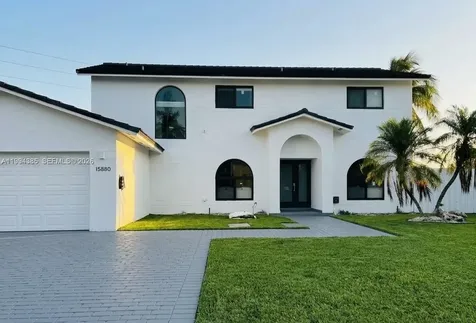 15880 SW 141st Court Miami FL 33177