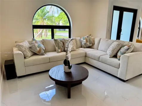 15880 SW 141st Court Miami FL 33177