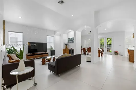 3870 E Hibiscus Street Weston FL 33332