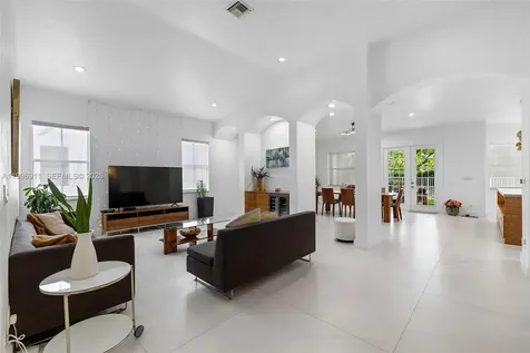 3870 E Hibiscus Street Weston FL 33332