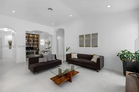 3870 E Hibiscus Street Weston FL 33332