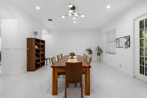 3870 E Hibiscus Street Weston FL 33332