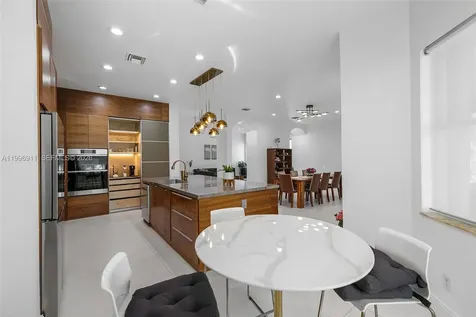 3870 E Hibiscus Street Weston FL 33332