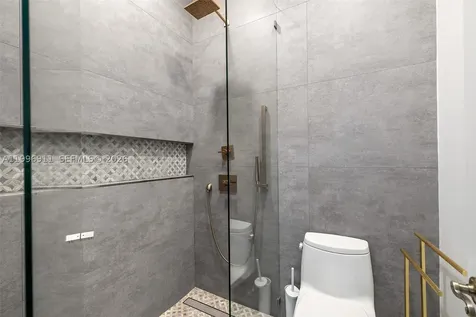 3870 E Hibiscus Street Weston FL 33332
