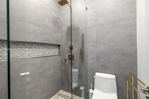 3870 E Hibiscus Street Weston FL 33332