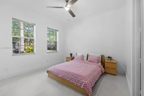 3870 E Hibiscus Street Weston FL 33332