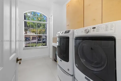 3870 E Hibiscus Street Weston FL 33332