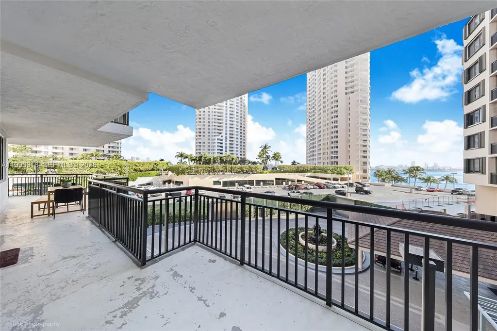 540 Brickell Key Drive Miami FL 33131