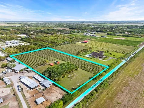 14651 SW 187 Avenue Miami FL 33196