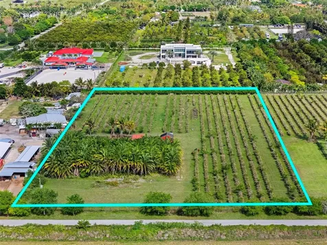 14651 SW 187 Avenue Miami FL 33196