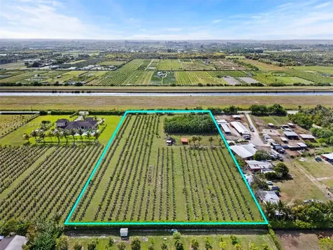 14651 SW 187 Avenue Miami FL 33196