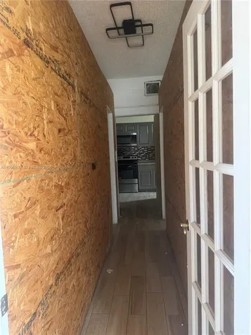 634 SW 10th Avenue Miami FL 33130