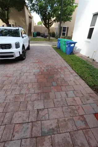9540 SW 169th Place Miami FL 33196