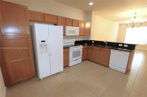 9540 SW 169th Place Miami FL 33196
