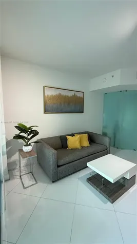 350 S Miami Avenue Miami FL 33130