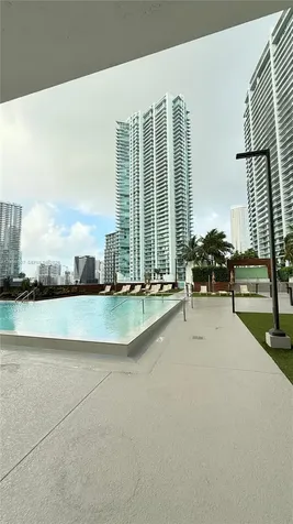 350 S Miami Avenue Miami FL 33130
