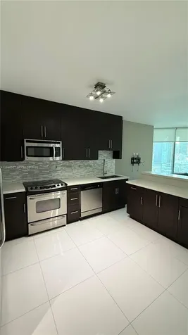 350 S Miami Avenue Miami FL 33130