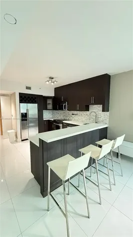 350 S Miami Avenue Miami FL 33130