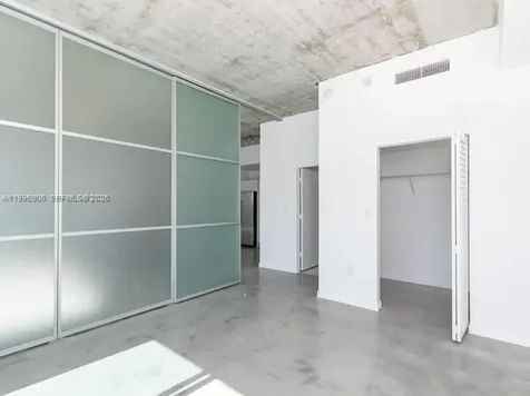 133 NE 2nd Avenue Miami FL 33132