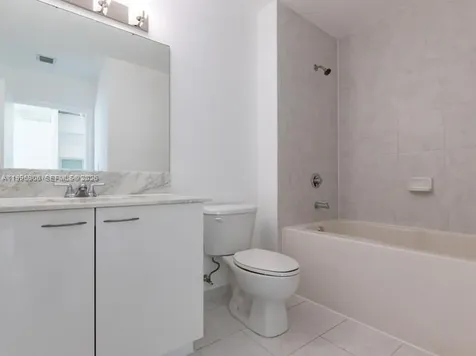 133 NE 2nd Avenue Miami FL 33132