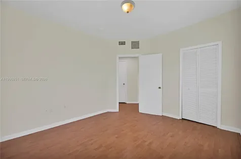 109 NW 6th Avenue Miami FL 33128
