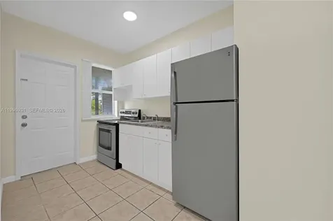 109 NW 6th Avenue Miami FL 33128