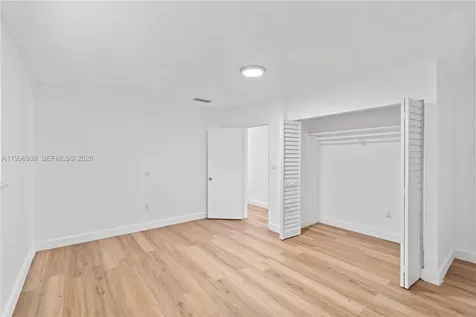 361 E 39th Street Hialeah FL 33013