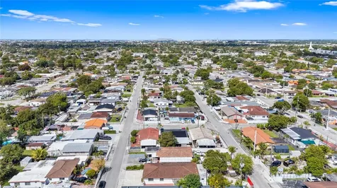 361 E 39th Street Hialeah FL 33013
