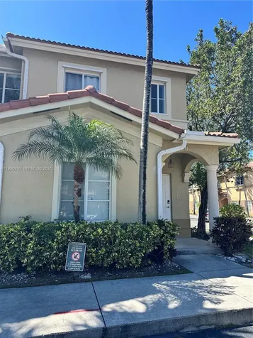 8246 NW 108th Avenue Doral FL 33178