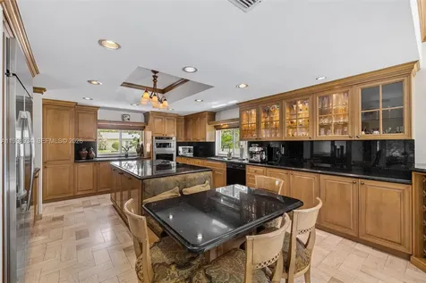 8450 SW 74th Terrace Miami FL 33143
