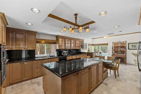 8450 SW 74th Terrace Miami FL 33143