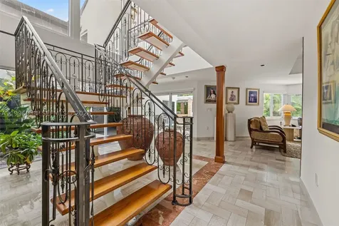 8450 SW 74th Terrace Miami FL 33143