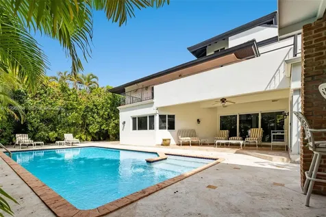 8450 SW 74th Terrace Miami FL 33143