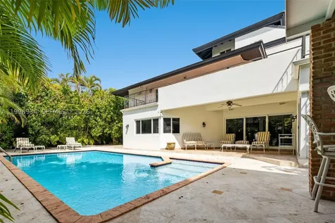 8450 SW 74th Terrace Miami FL 33143