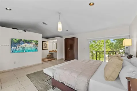 8450 SW 74th Terrace Miami FL 33143