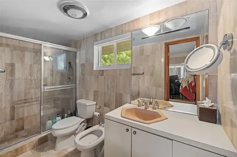 8450 SW 74th Terrace Miami FL 33143