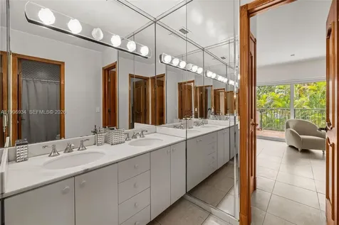 8450 SW 74th Terrace Miami FL 33143