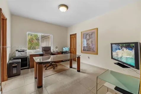 8450 SW 74th Terrace Miami FL 33143